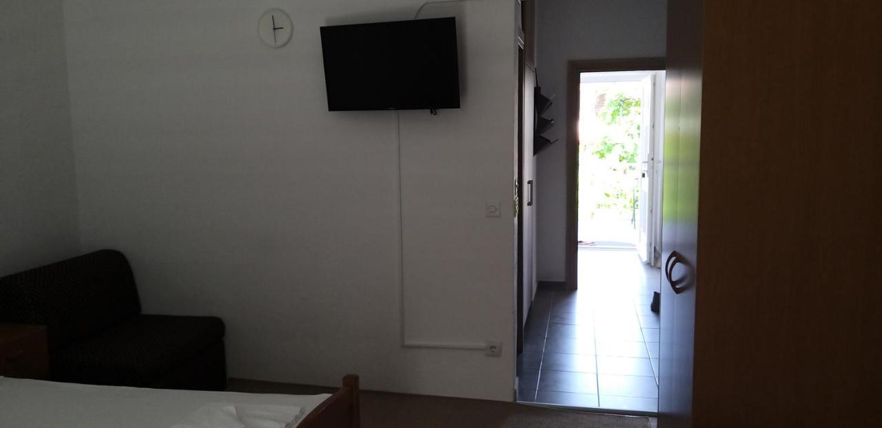 Apartments Boljat Трогір Екстер'єр фото