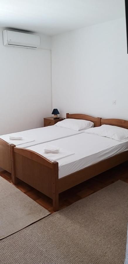 Apartments Boljat Трогір Екстер'єр фото
