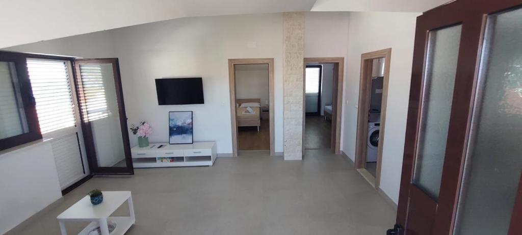 Apartments Boljat Трогір Екстер'єр фото